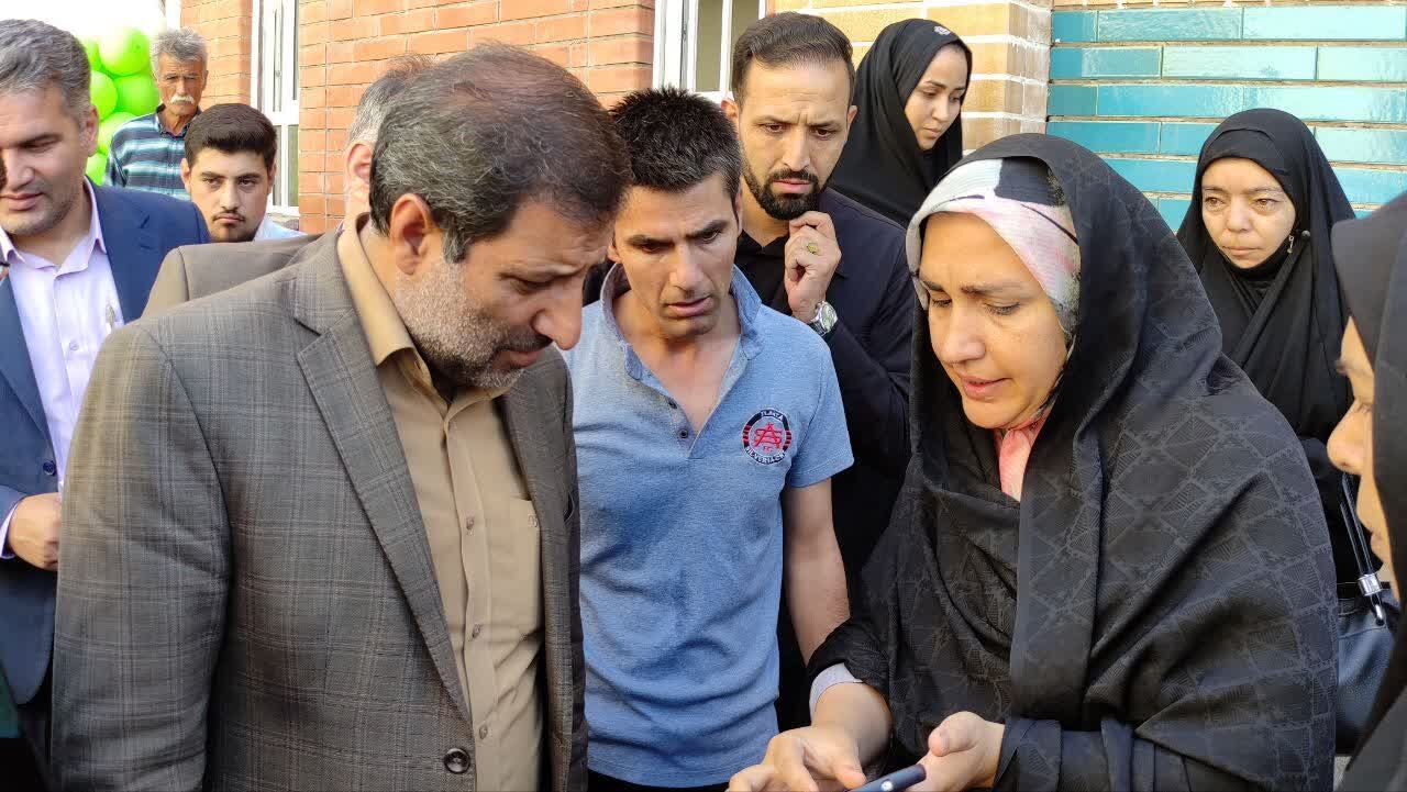 افتتاح کارگاه یک هنرستان و کلنگزنی یک دبیرستان در مشهد