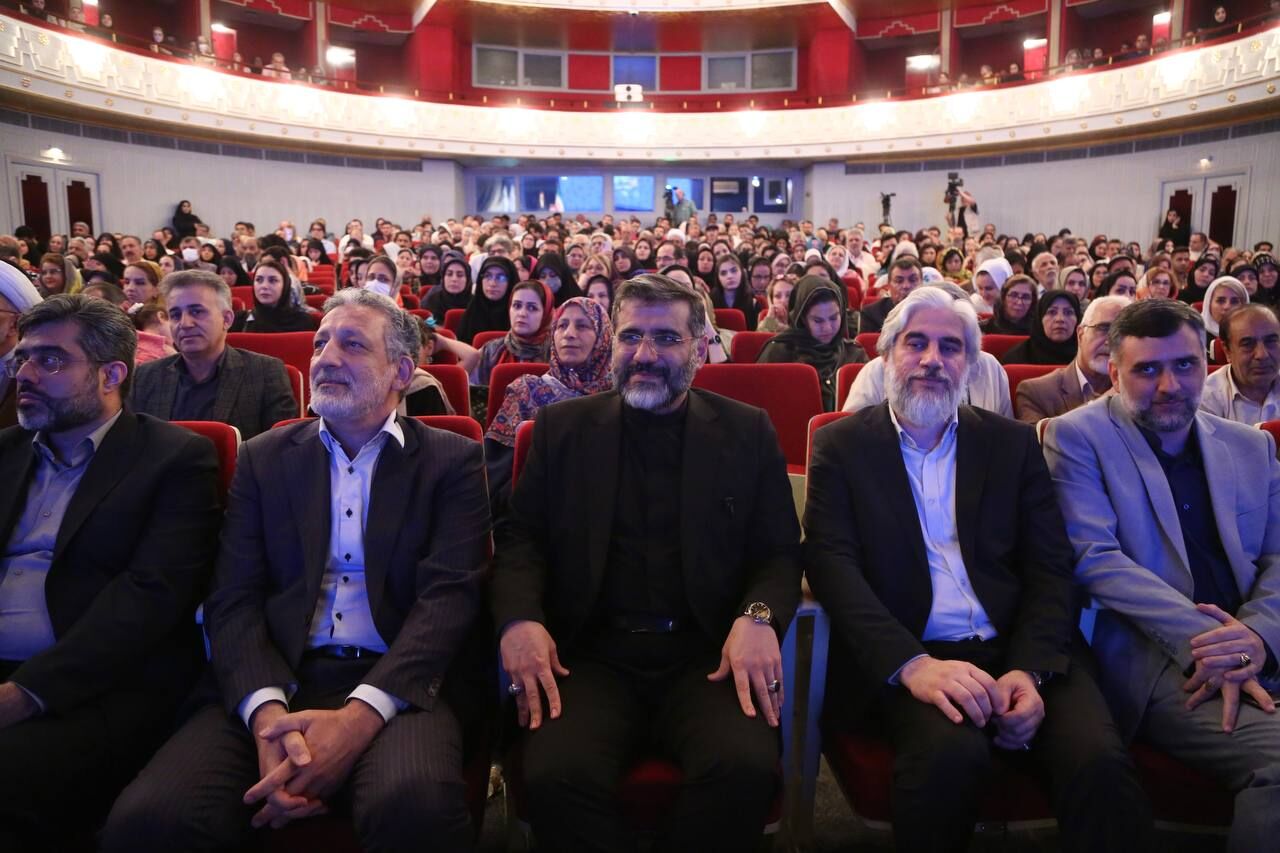 نیازمند تلاش جهادی برای غنیسازی حوزه تولیدات کتاب کودک و نوجوان هستیم