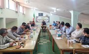 بروشورهای تبلیغی و راهنمای مسیر اربعین از کردستان بین زائران توزیع می‌شود