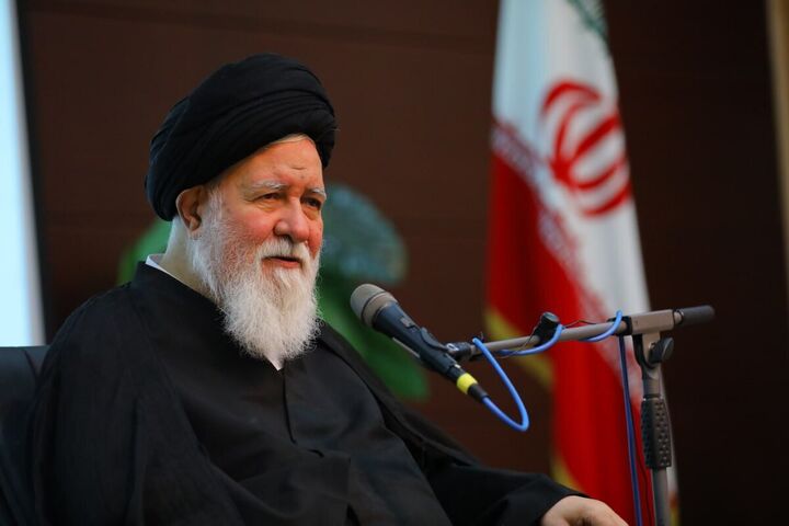 هدایت جوانان دور از مسجد، بر عهده دانشگاه است