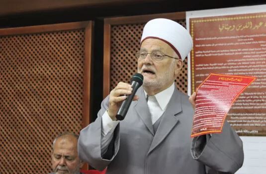 ۶ ماه ممنوعیت ورود به مسجد الاقصی مجازات «شیخ عکرمه صبری»
