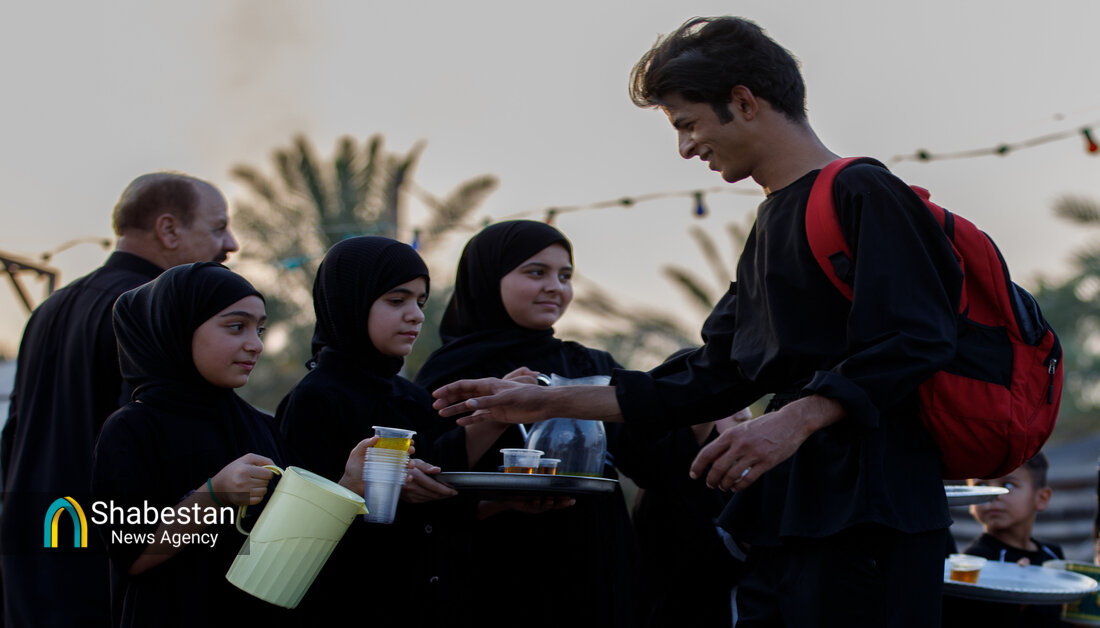 وقتی کودکان میزبان زائران اربعین می شوند