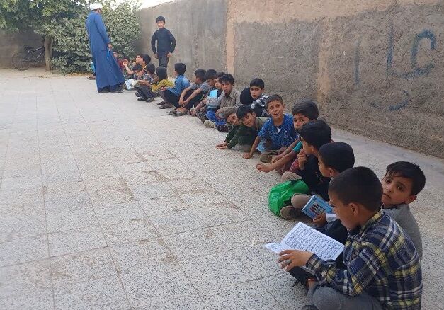 مسجدی که پایگاه قرآن برای بچههای لب مرز است