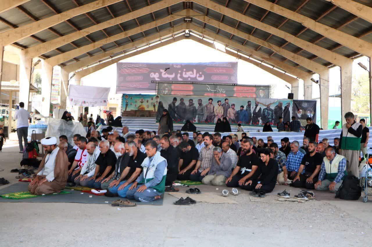 موکب شهدای کربلای زنجان در مرز خسروی به زائران خدمت میکند