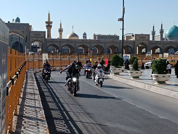 کاروان موتورسواران مشهدی راهی کربلا شدند