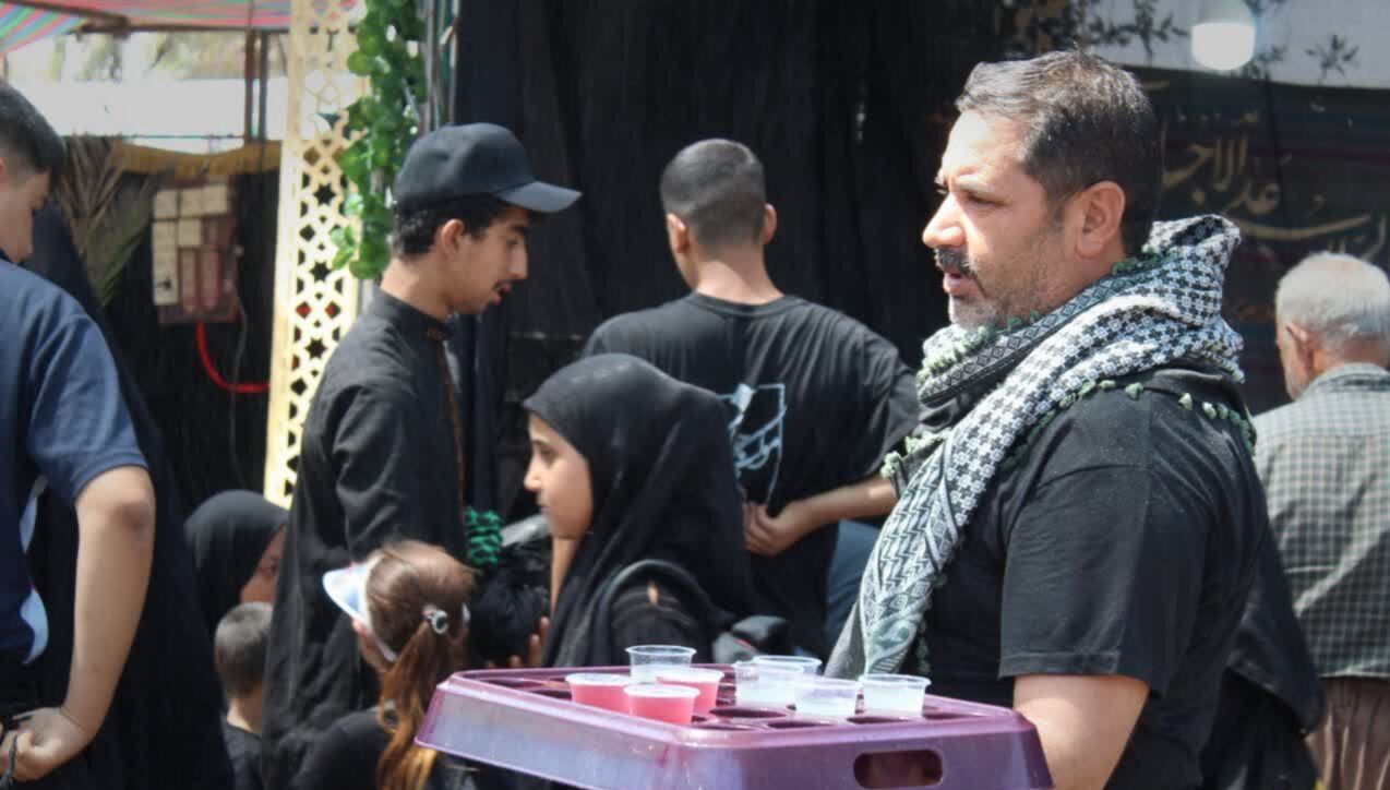 جوانان بروجرد پیشرو در خدمترسانی به زائران حسینی