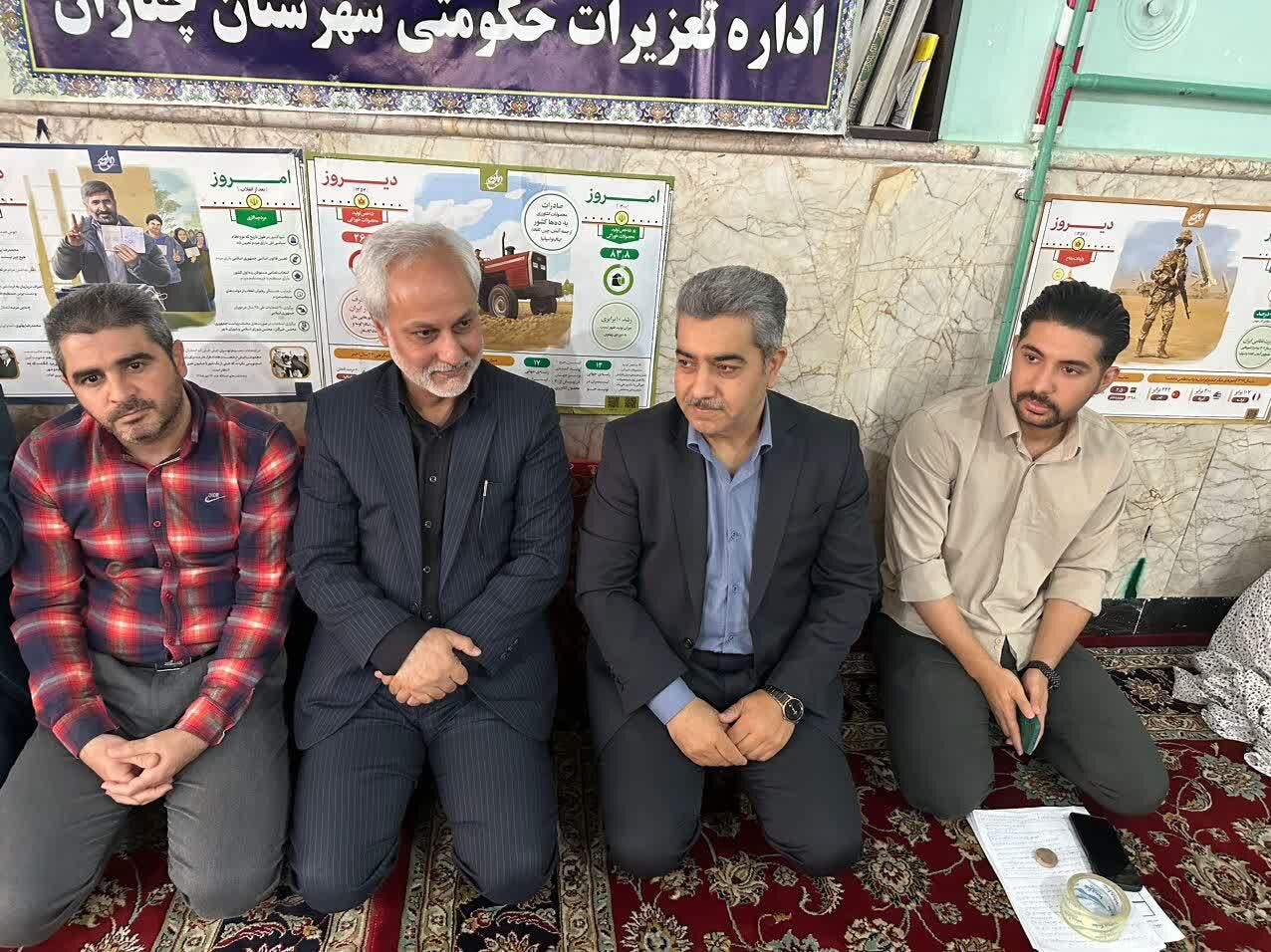 میزخدمت در مسجد صاحبالزمان(عج) چناران