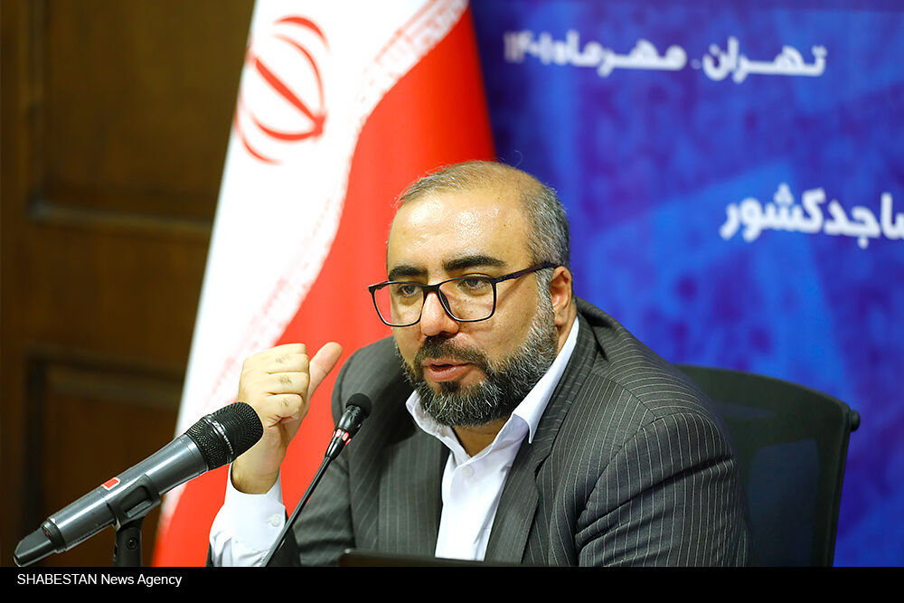 حمایتهای دولت به کانونهای مساجد خواهد رسید