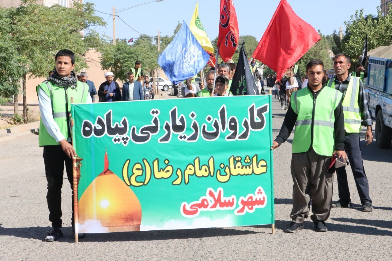 هشت روز پیادهروی از شهر خوشههای طلایی برای دیدن گنبد طلایی