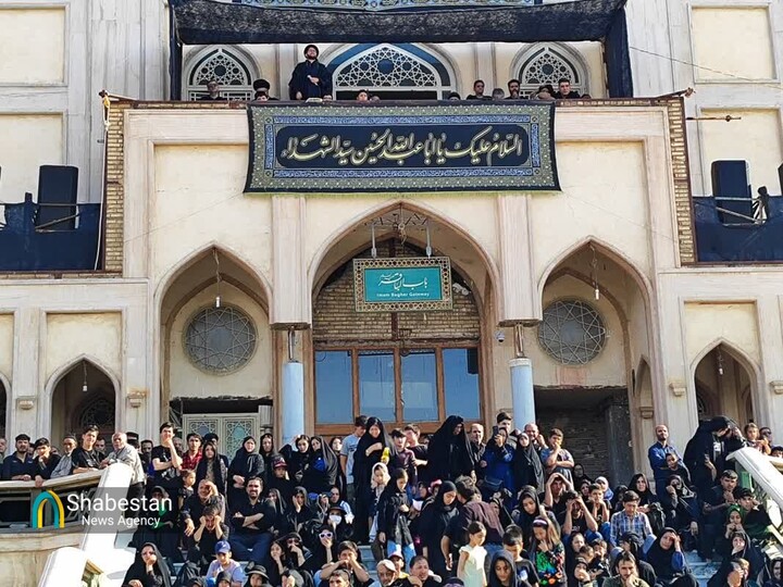 اجتماع جاماندگان اربعین در آستان شاهکرم(ع) اصفهان برگزار می‌شود