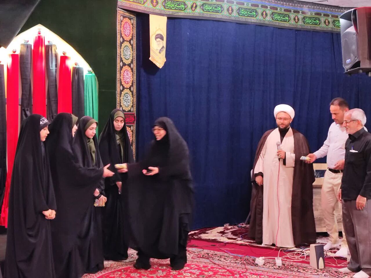 خطبهخوانی گروه بچههای بهشت کانون امام رضا(ع) در مسجد النبی(ص) اراک