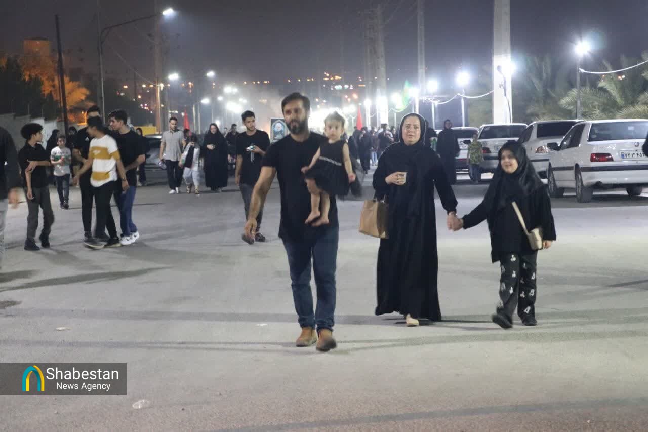 عاشقان جامانده دلهای خود را راهی کربلا کردند