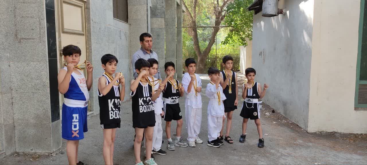 کسب ۱۹ مدال رنگارنگ توسط بچههای مسجد امام حسین(ع) کرمانشاه