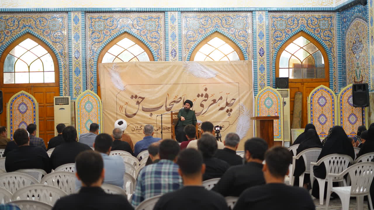 تقوا در تشکلهای فرهنگی صرفا یک مسئله فردی نیست