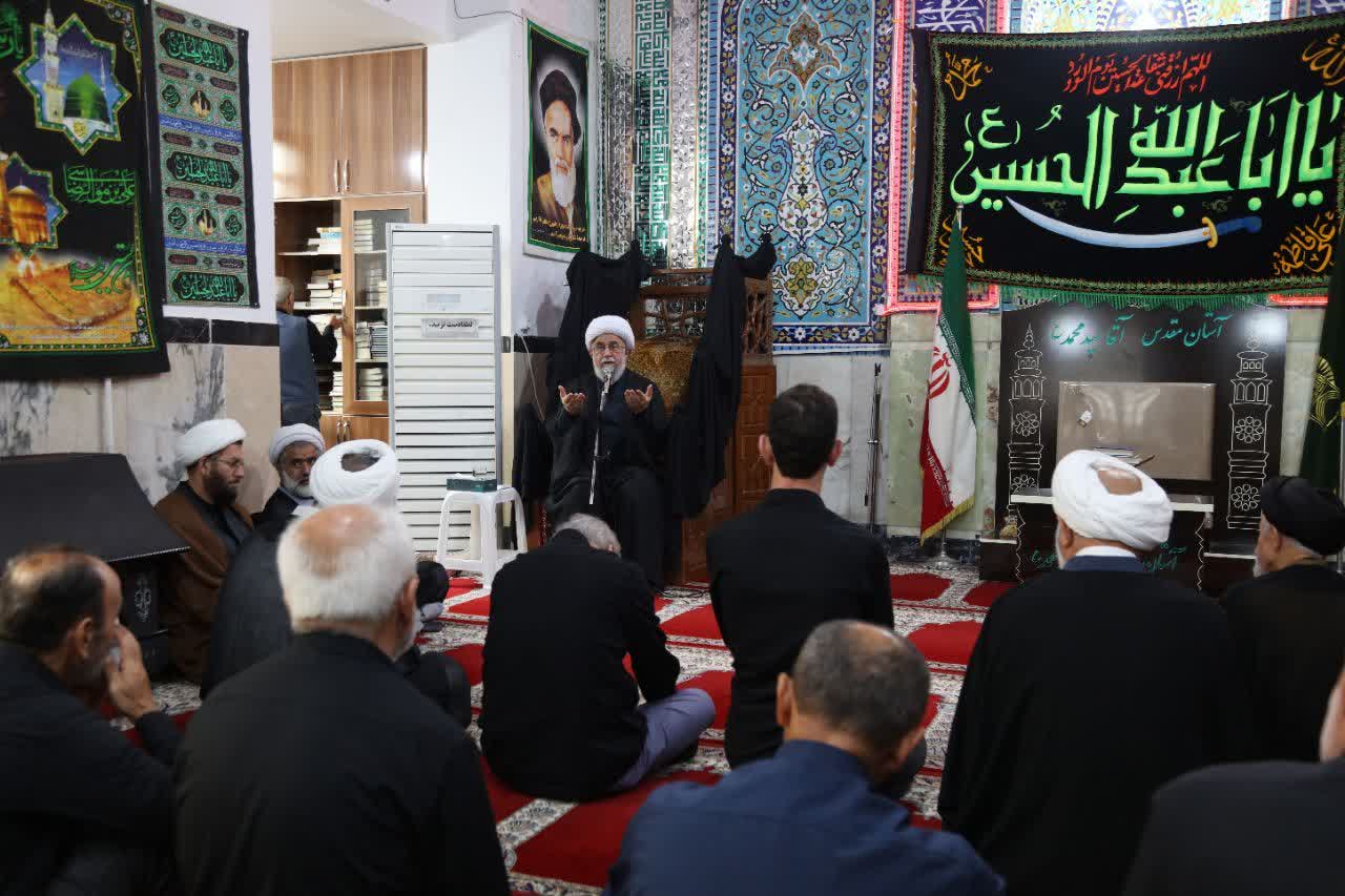 اهلبیت (ع) مفسران وحی هستند