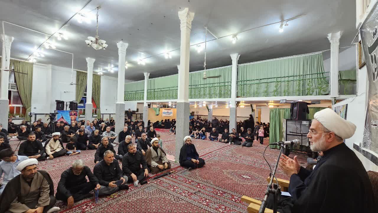 مراسم شهادت امام رضا(ع) در سریشآباد برگزار شد