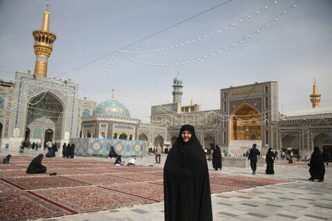 خادمی آقا حال دلمان را خوب میکند