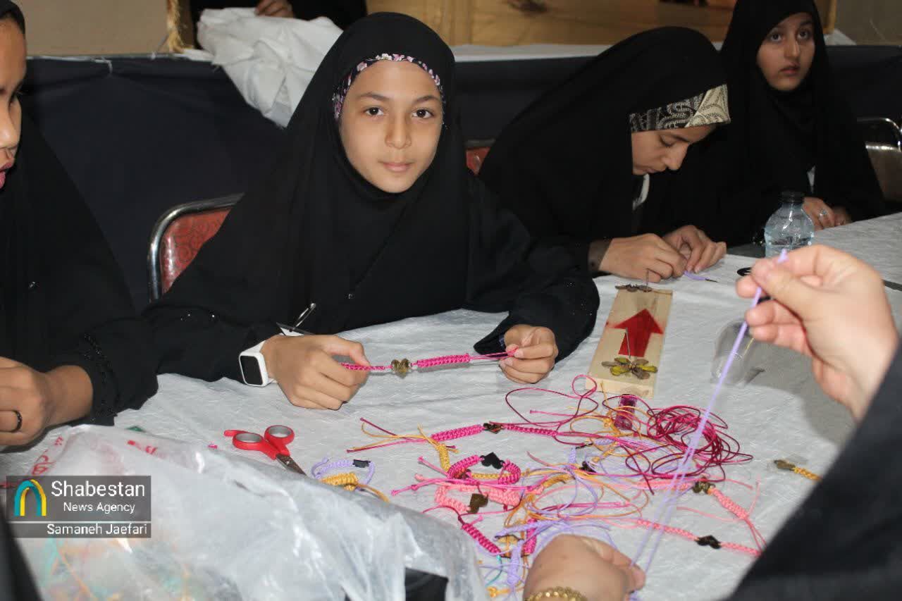 در دهه آخر صفر نوجوانان خدمتپذیر، خدمتگزار شدند