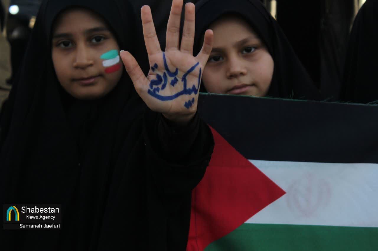 در دهه آخر صفر نوجوانان خدمتپذیر، خدمتگزار شدند