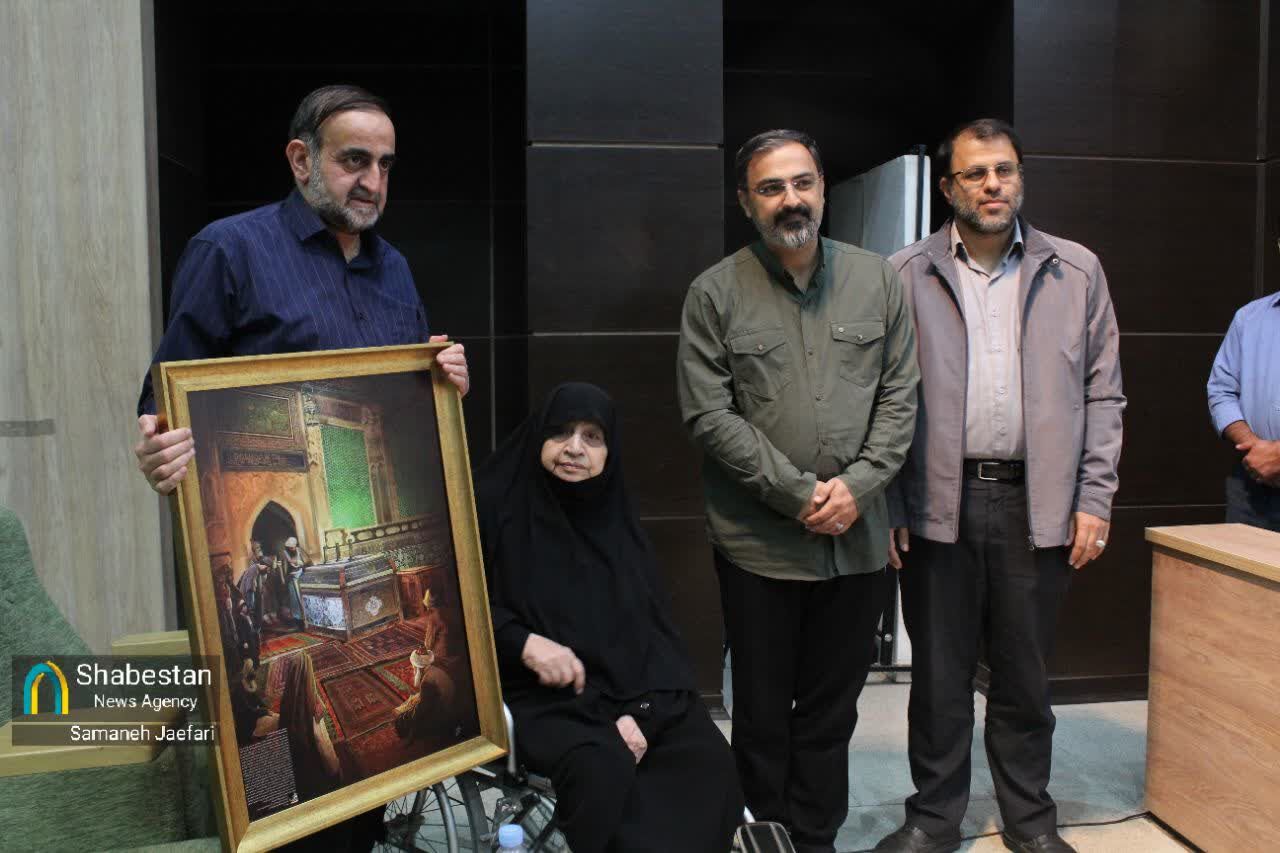 «منتقد معتقد»