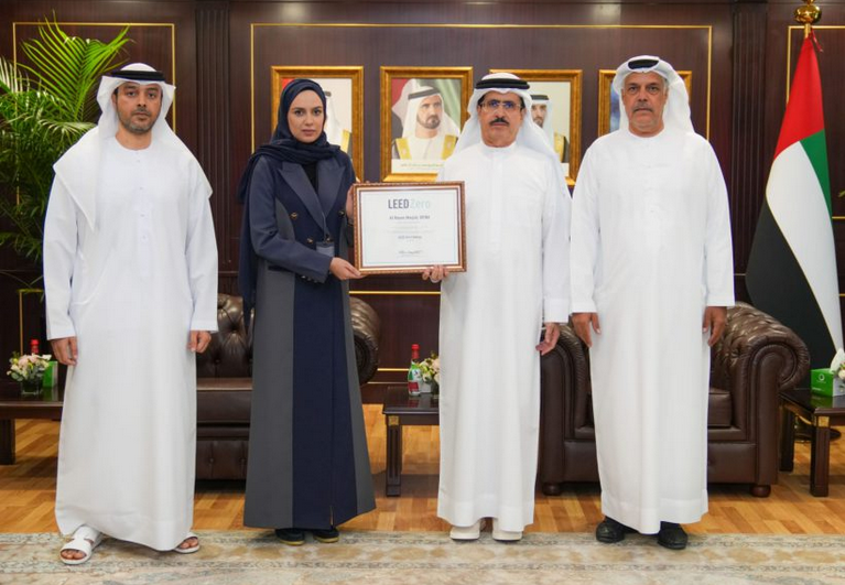 مسجد« الریان» در امارات، اولین مکان عبادی جهان دارنده گواهی «انرژی صفر»