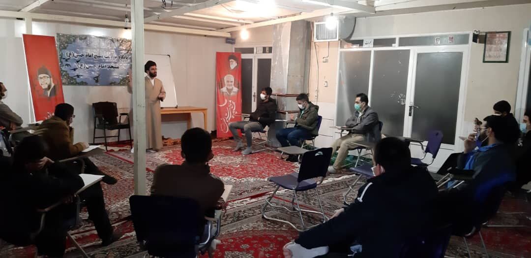 کارگاه آموزشی خانواده در کانون شهید جهان‌آرا شهرکرد برگزار شد