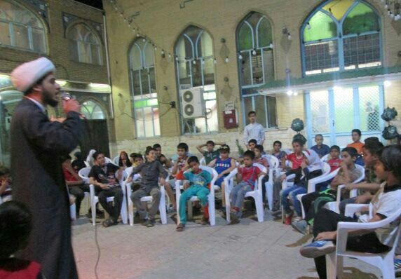 بچههای مسجد پویش «مهربانی در ماه مهر» را اجرا میکنند