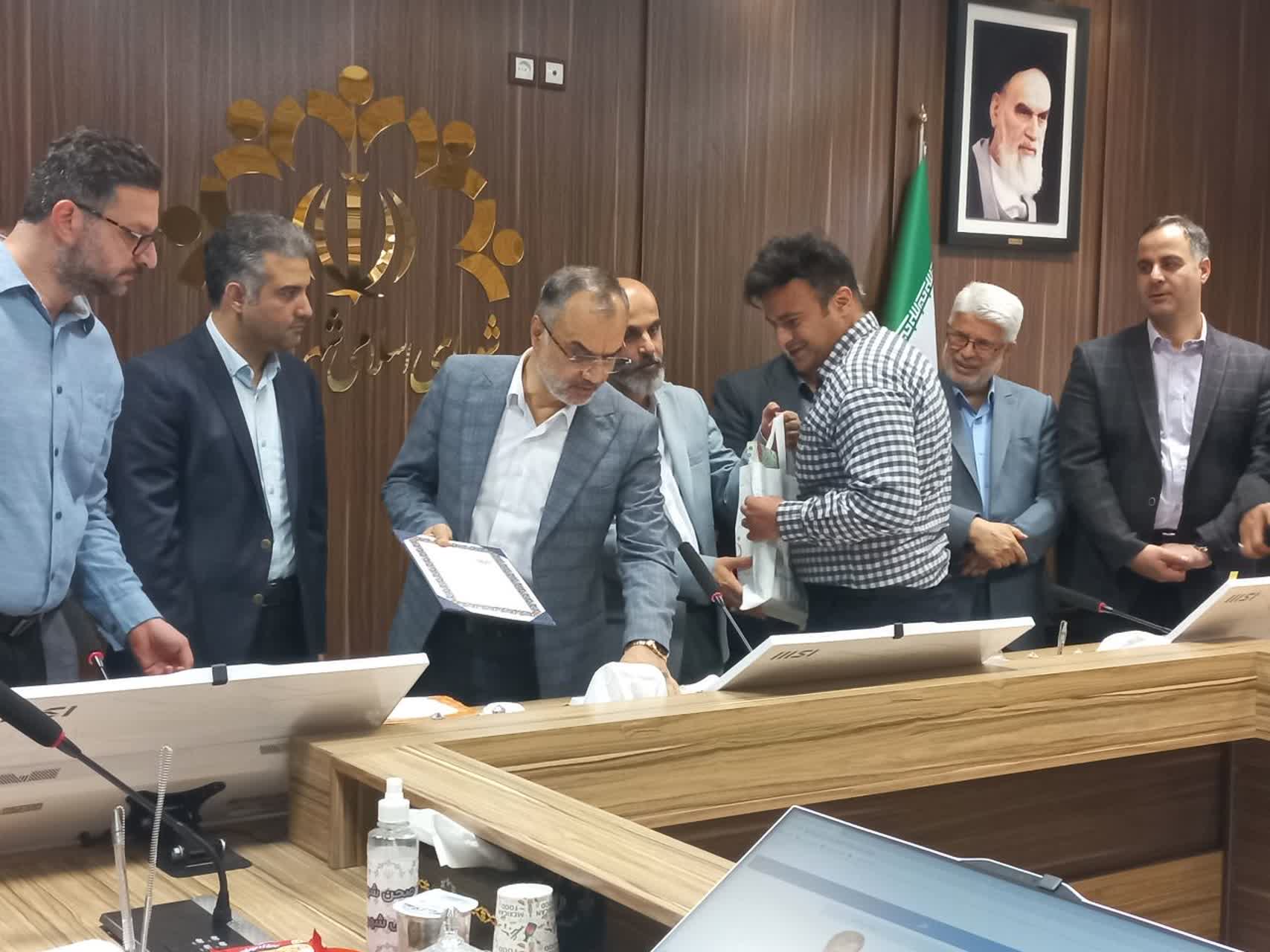 تجلیل از مواکب رشتی خدماترسان در اربعین