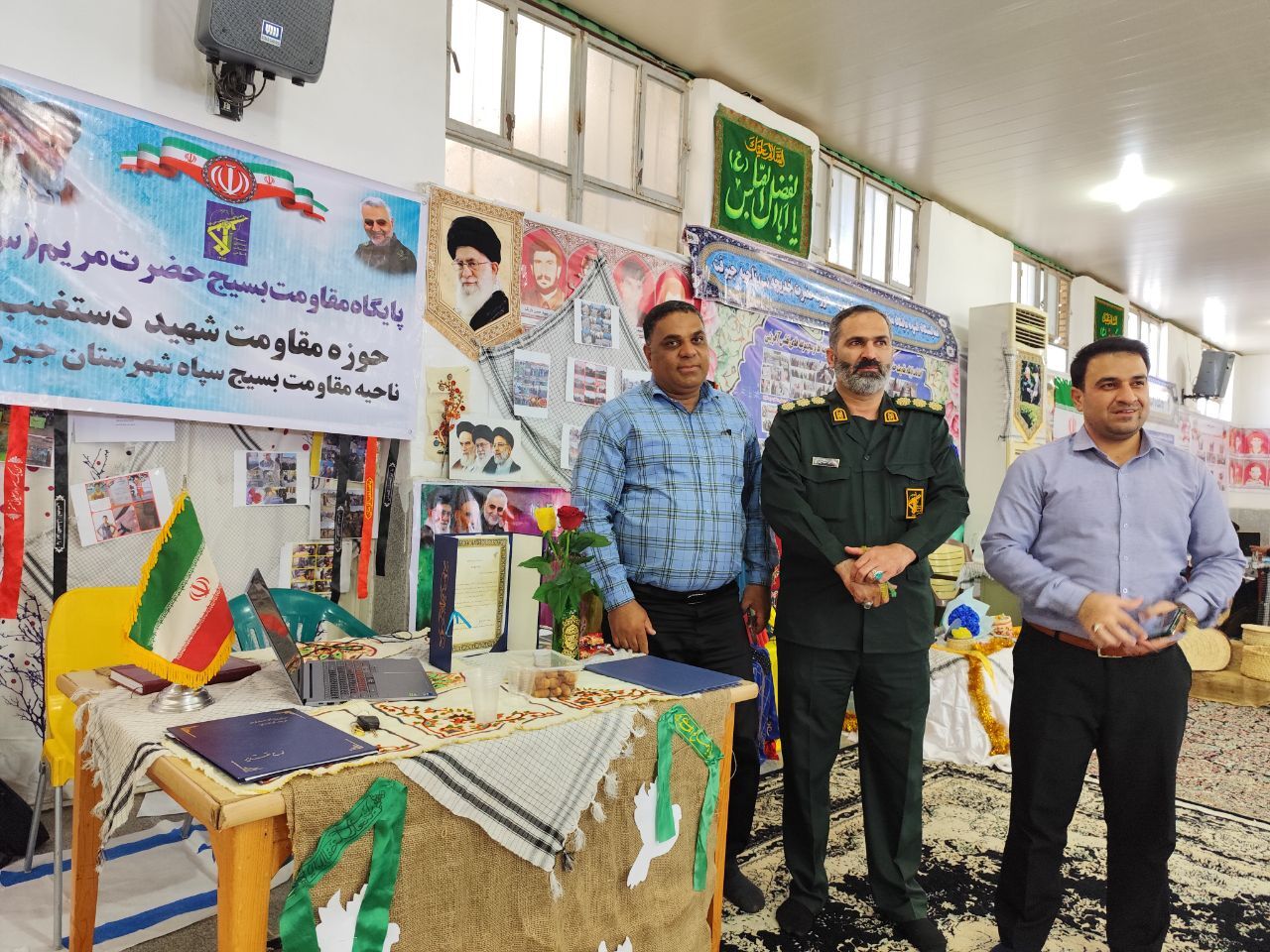 نمایشگاه اسوه جلوه ای از فعالیت های پایگاه های مقاومت بسیج در عرصه های فرهنگی، اجتماعی و اقتصاد مقاومتی