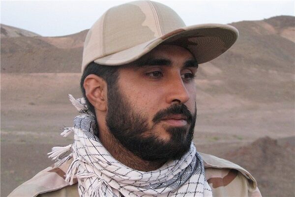 از خطاطی در مسجد تا ساخت بمبهای الکترونیکی