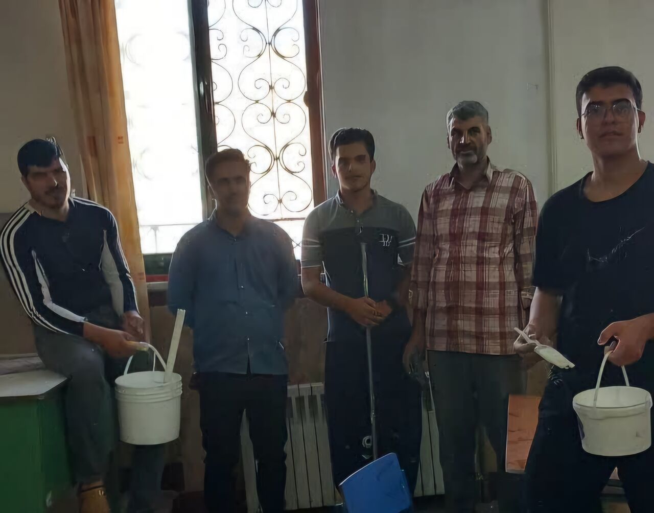 کار جهادی بچههای مسجد حضرت ابوالفضل(ع) اراک در آستانه بازگشایی مدارس