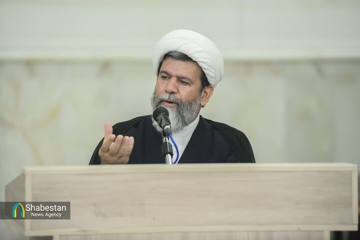 نشاط اجتماعی نباید به هنجارشکنی منجر شود