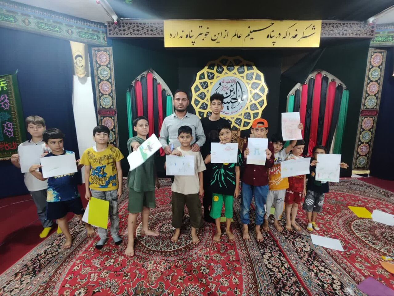 اجرای برنامههای فرهنگی و تربیتی به مناسبت هفته دفاع مقدس در کانون سید احمد خمینی