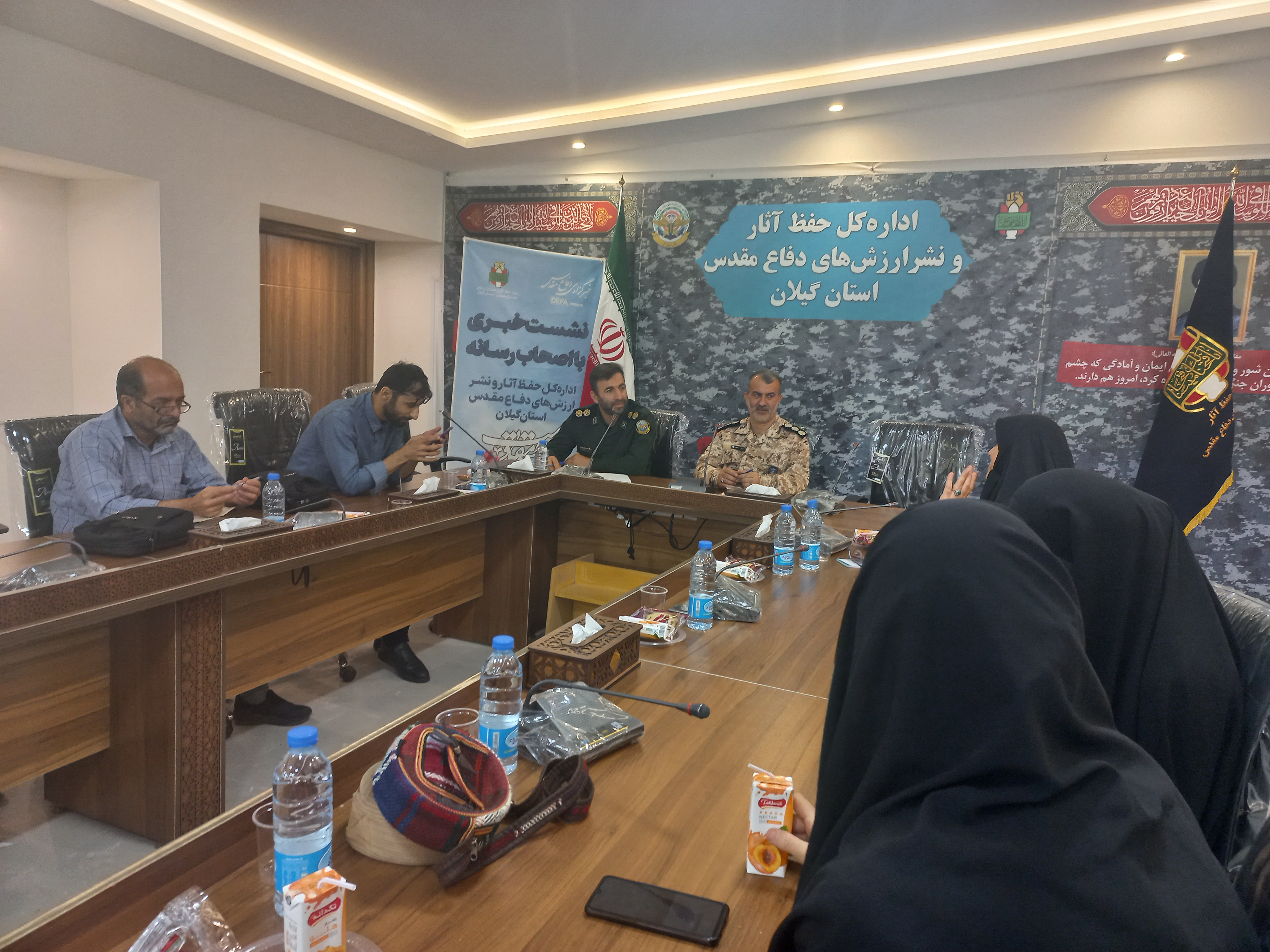 بسیاری از چالشها با الگوگیری از تجربه دفاع مقدس در کشور مدیریت میشوند