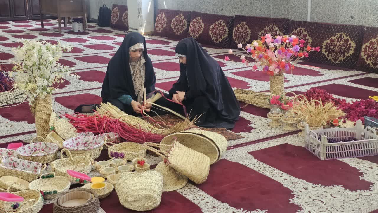 استقبال نوجوانان از کلاسهای آموزشی کانون فرهنگی هنری فاطمه زهرا (س)