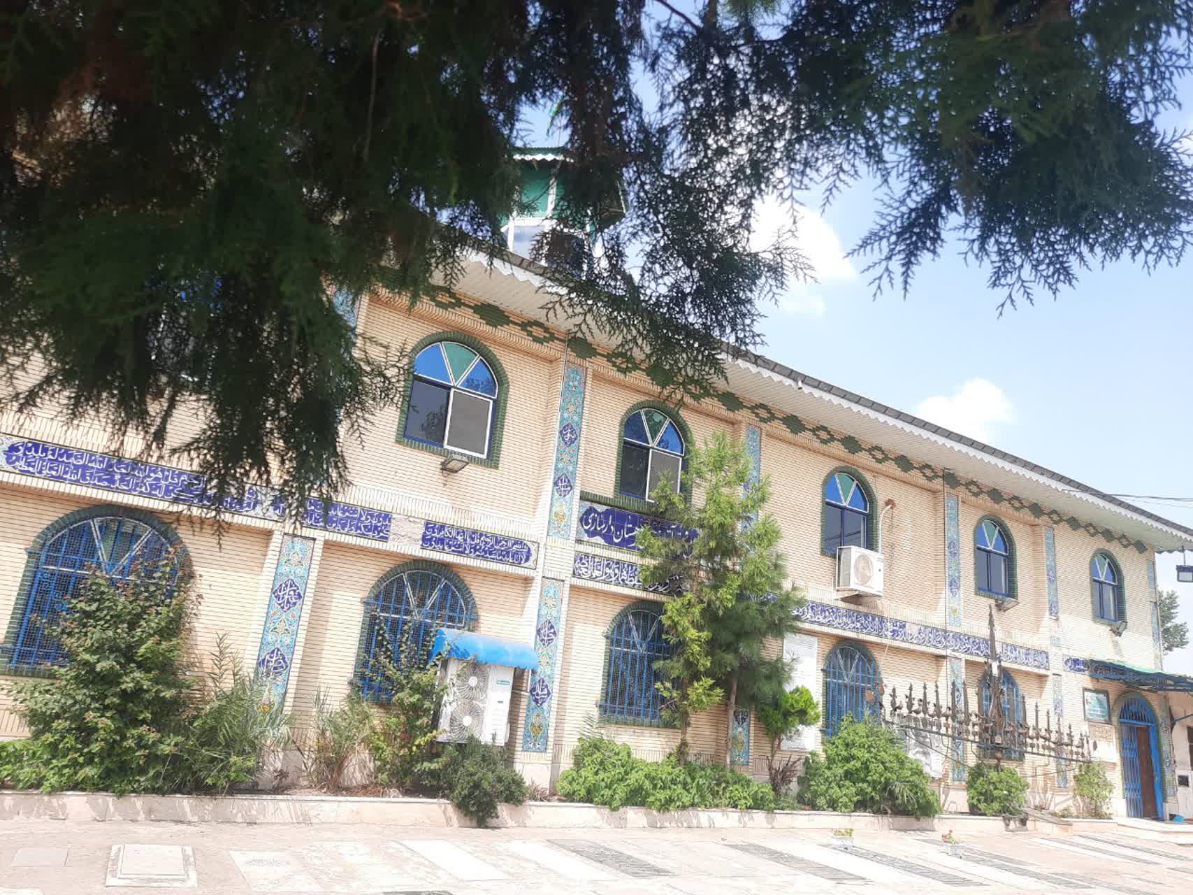 استقبال نوجوانان از کلاسهای آموزشی کانون فرهنگی هنری فاطمه زهرا (س)