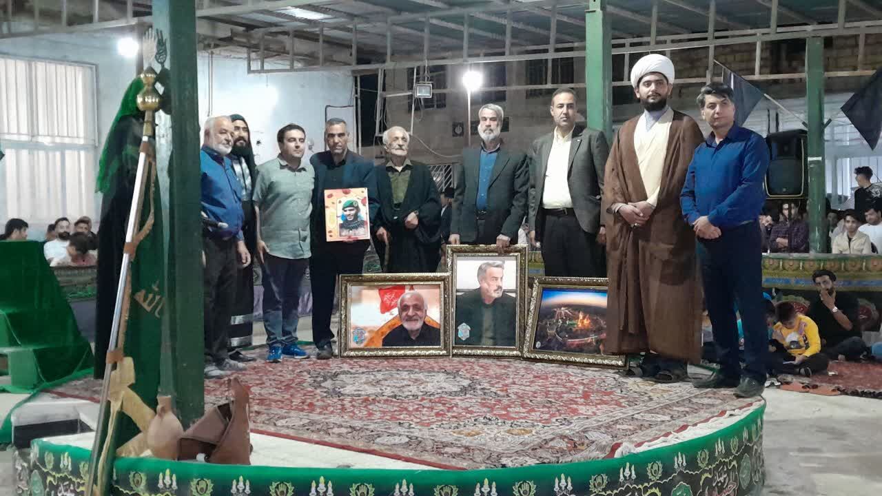 مسجدجامع روستای دنگیزک ۶ شهید مدافع حرم و ۸ شهید دفاع مقدس دارد