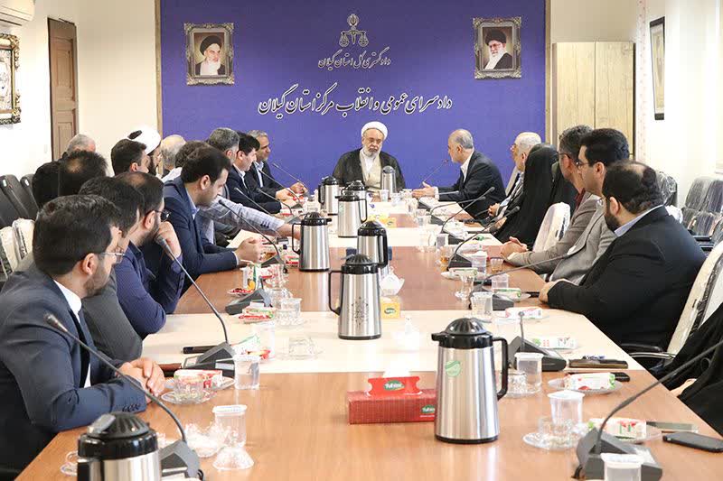 مسئولان قضایی نسبت به تعیین تکلیف پروندههای مهم با قید فوریت اقدام کنند