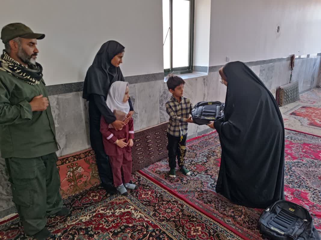 گروه جهادی شهید «محمود رادمهر» در روستای کردمیر اردو زد