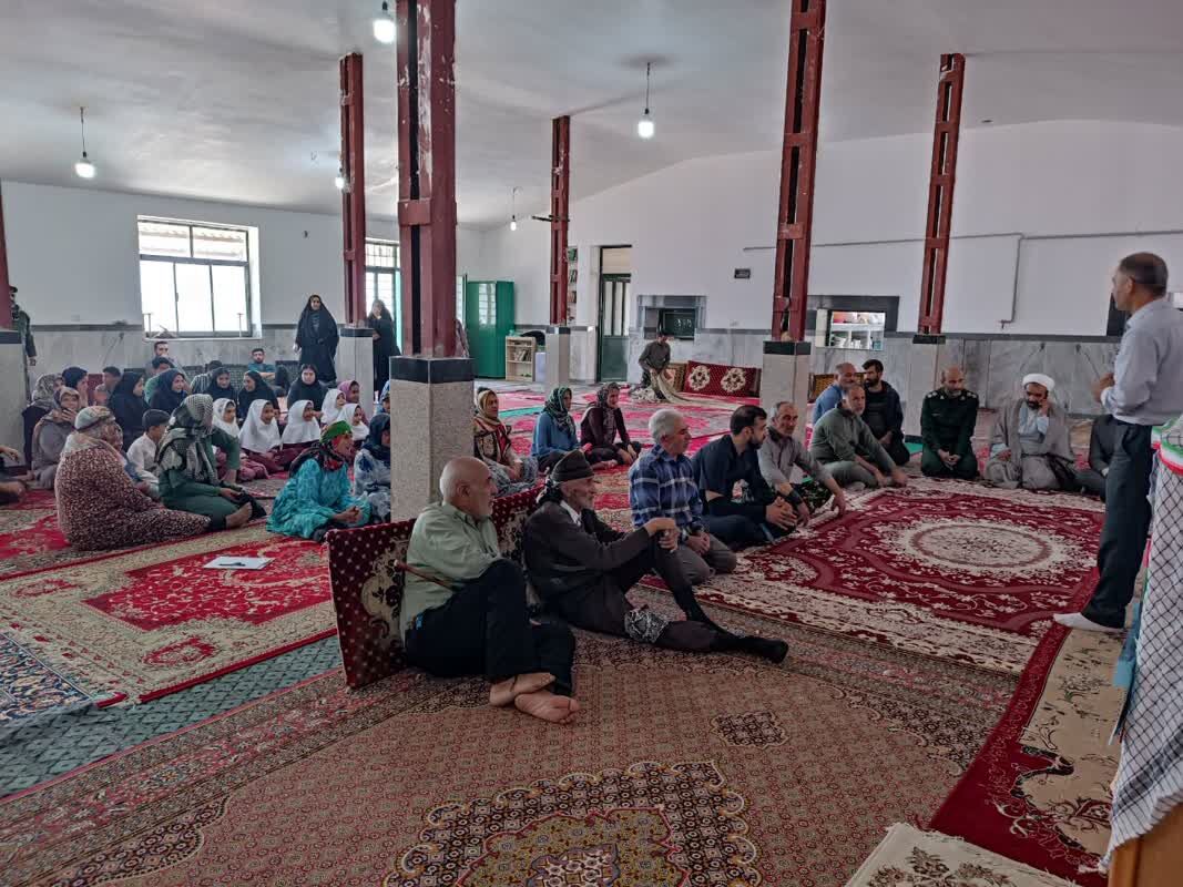 گروه جهادی شهید «محمود رادمهر» در روستای کردمیر اردو زد