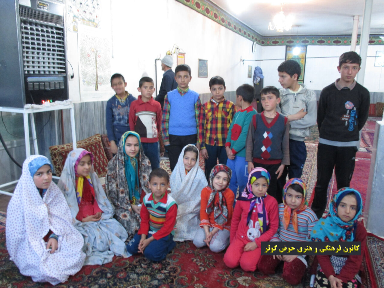 از حضور در کلاسهای اوقات فراغت مسجد تا درآمدزایی هنری