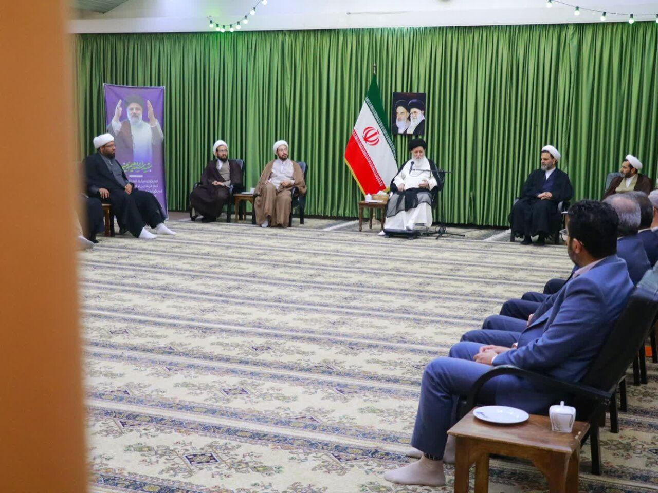 بقاع متبرکه، پایگاه فعالیتهای دینی و اعتقادی شدند