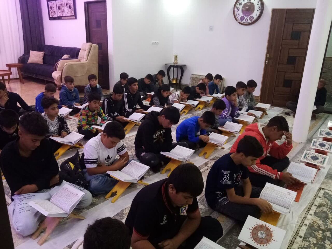 بچههای مساجد زنجان با فنون قرائت قرآن کریم آشنا میشوند