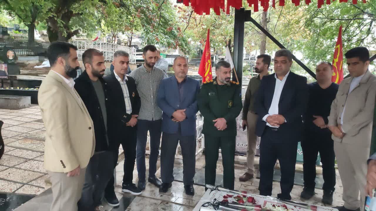 ادای احترام جامعه ورزشی نکا به مقام شامخ شهدا