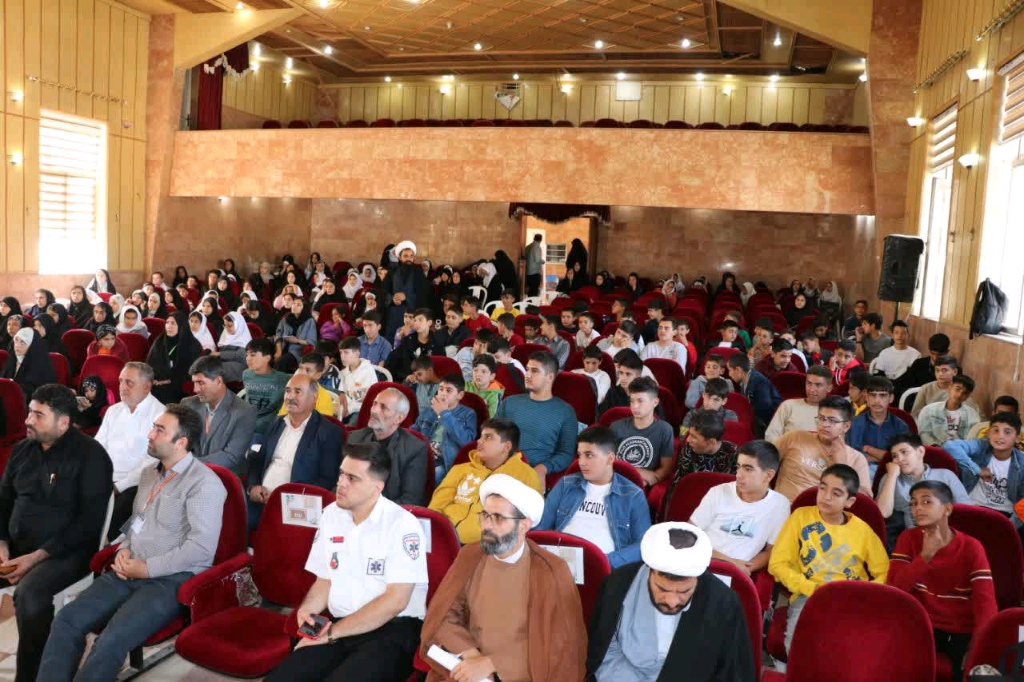 فعالیت کانونهای فرهنگی و هنری نباید مختصص به فصل خاصی باشد