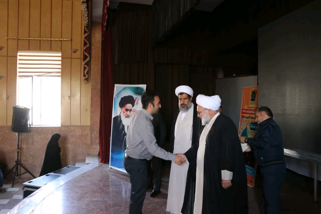 فعالیت کانونهای فرهنگی و هنری نباید مختصص به فصل خاصی باشد