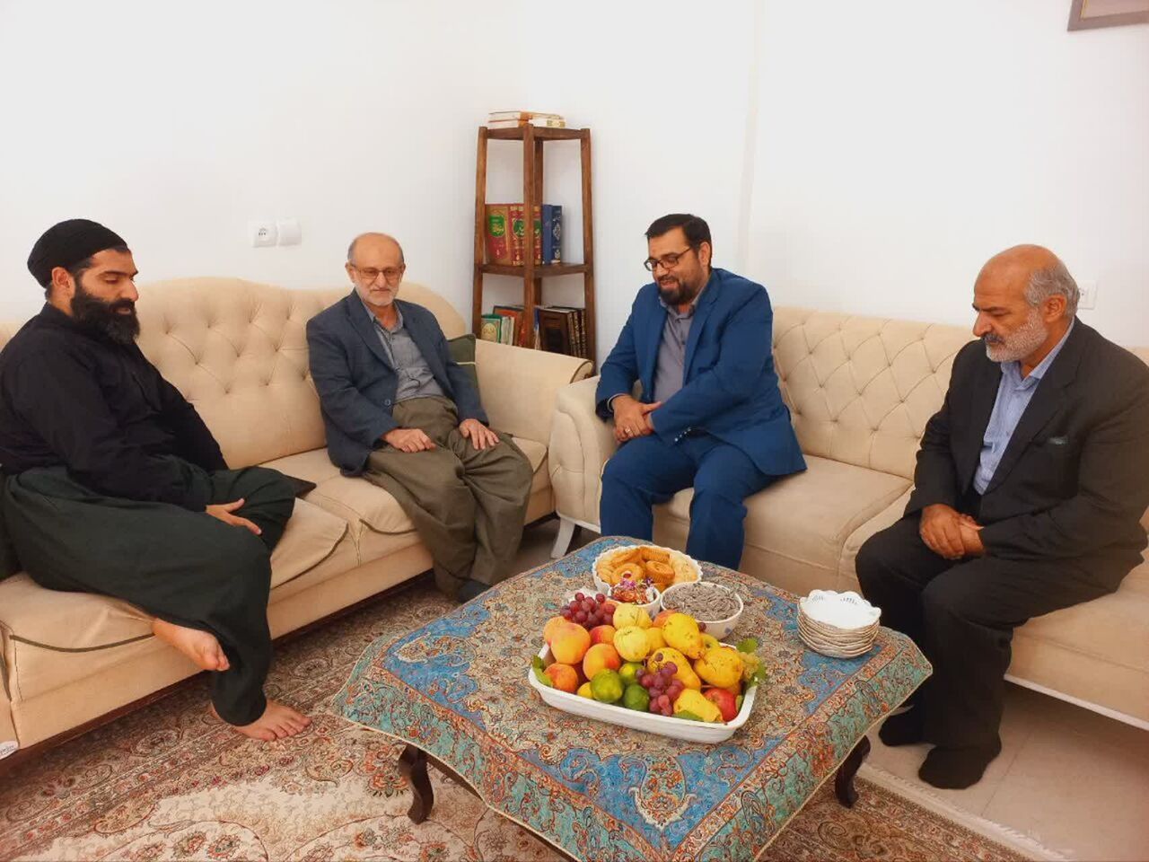 دیدار مدیرکل فرهنگ و ارشاد اسلامی کردستان با تکیهدار اهل طریقت در سنندج