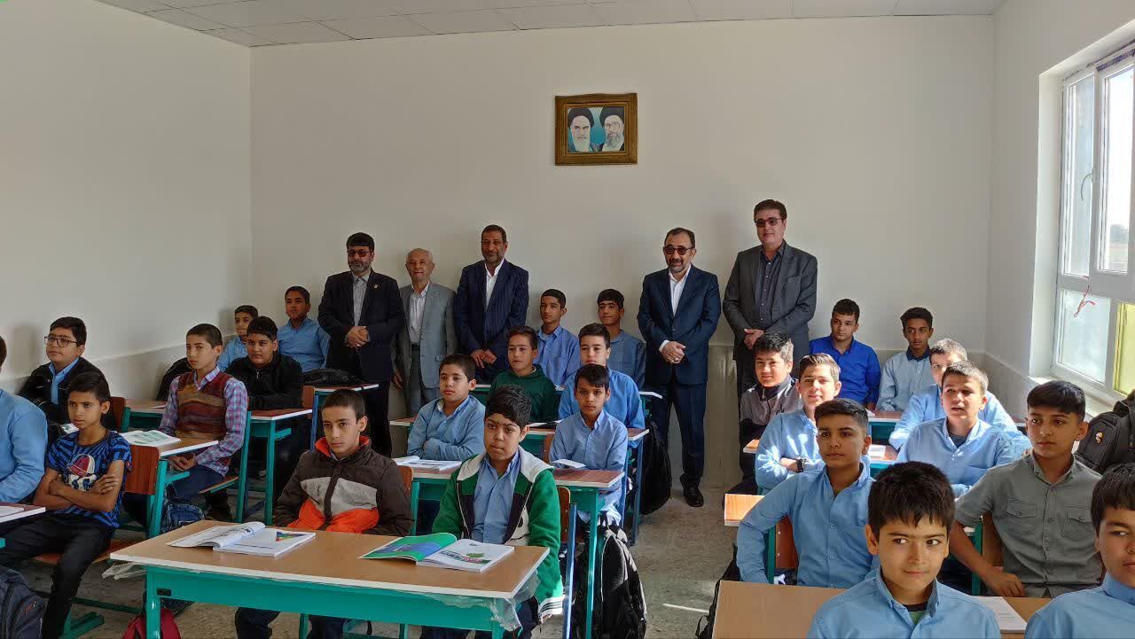 اضافه شدن ۶۲۰ کلاس جدید به فضای آموزشی مشهد در «سهشنبههای افتتاح»