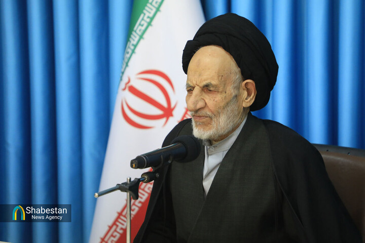 ریشه فساد در بی عدالتی انسان است ریشه فساد در بی عدالتی انسان است