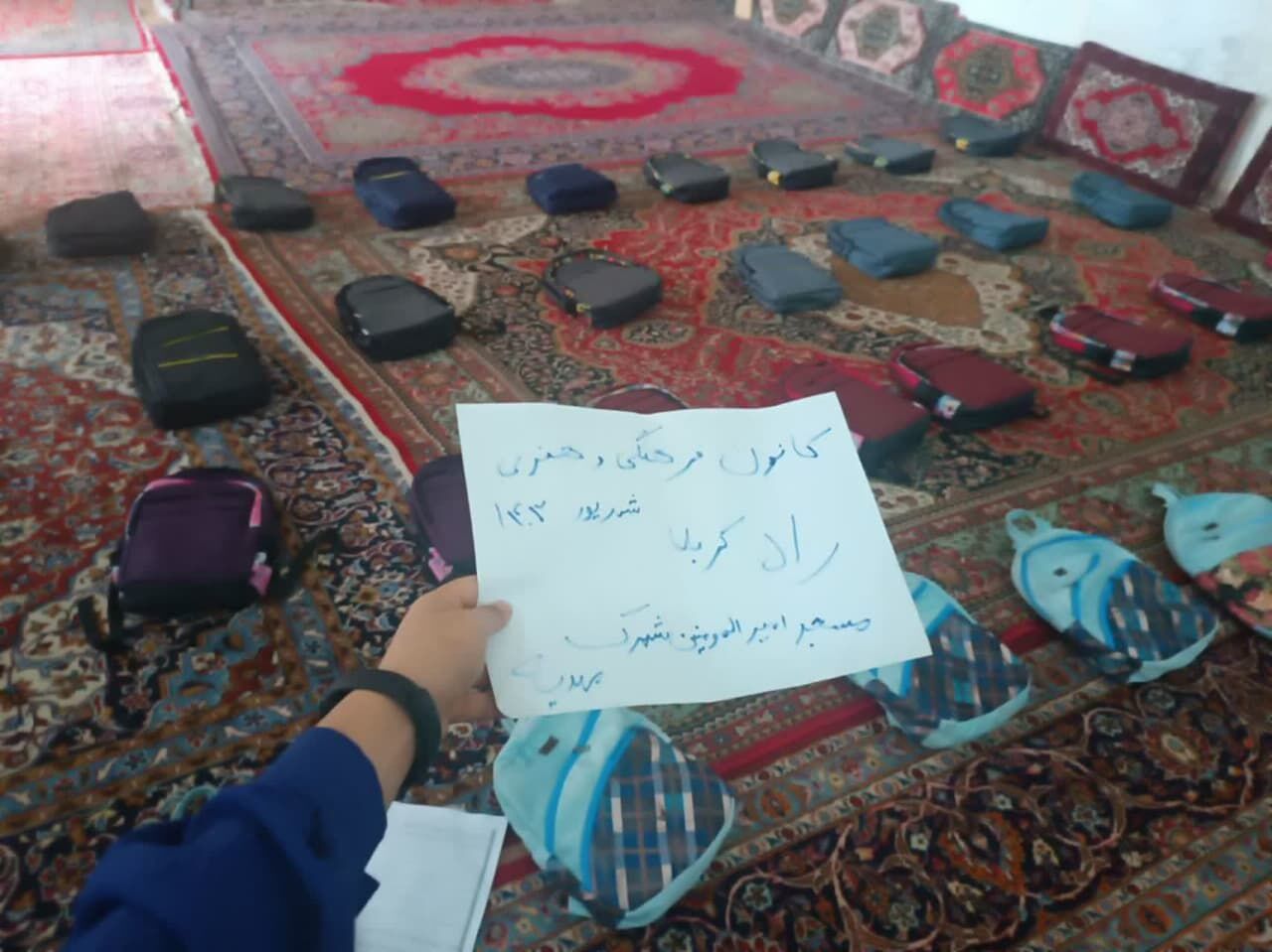 باید زمینههای حضور فعالتر جوانان در مساجد فراهم شود